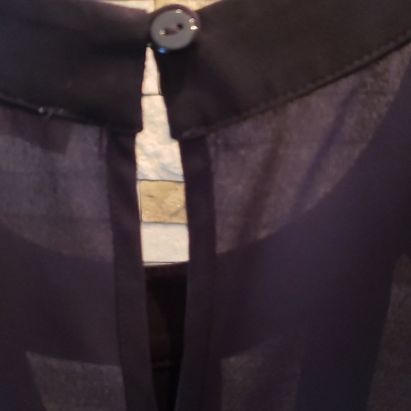 Black cut-out  sleeve-less blouce "FINAL PRICE" - Picture 7 of 11